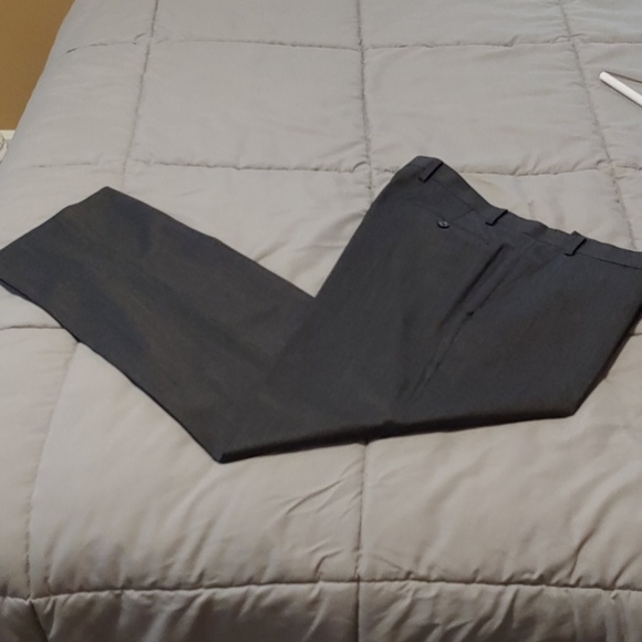 Alfani Vest and Pant set - Picture 5 of 9